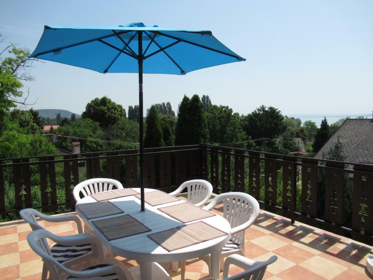Panorámás apartman 4+1 Ábrahámhegy Esterno foto